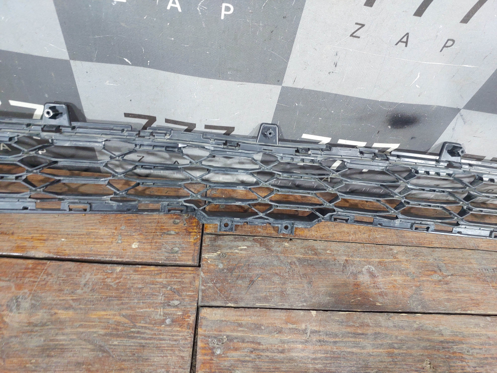 Решетка переднего бампера Haval F7 2, F7x 2 24-нв Б/У Оригинал 2803115XKN02A