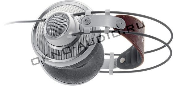 AKG K701