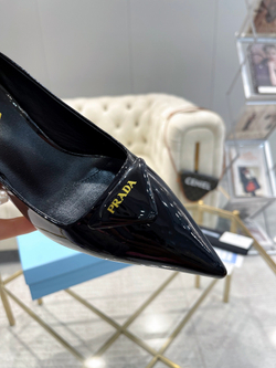 Prada Pumps