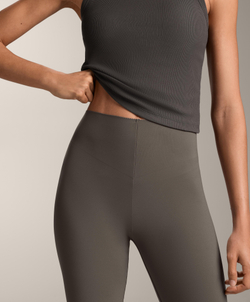 OYSHO Компрессионные брюки клеш Flare Compressive Raise Up, угольный