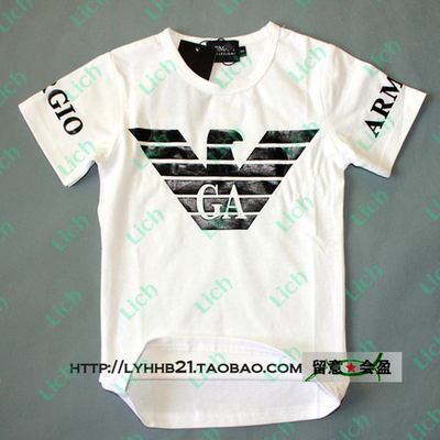 Футболка детская хлопковая с принтом и надписями на рукавах