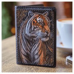 Кожаная обложка на паспорт «Тигр»