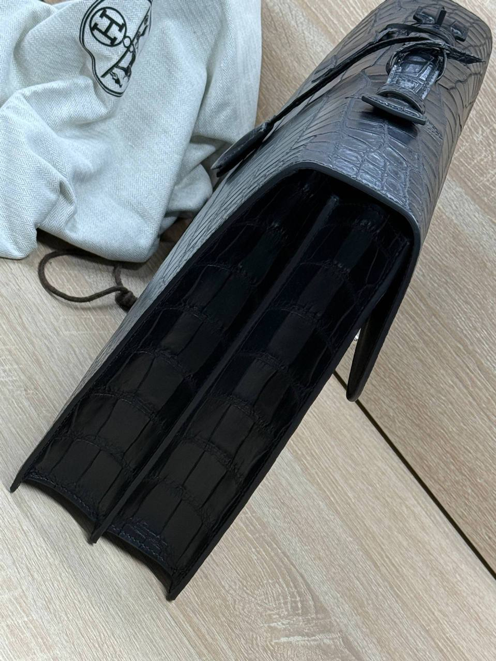 Портфель Hermes из кожи крокодила