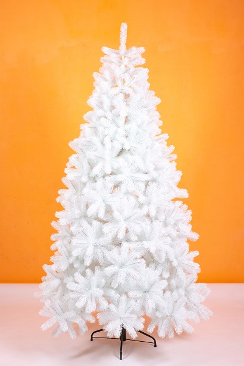 Искусственная ель «Русская Императрица Белая» (Литая хвоя) от 1,2 м до 3 м