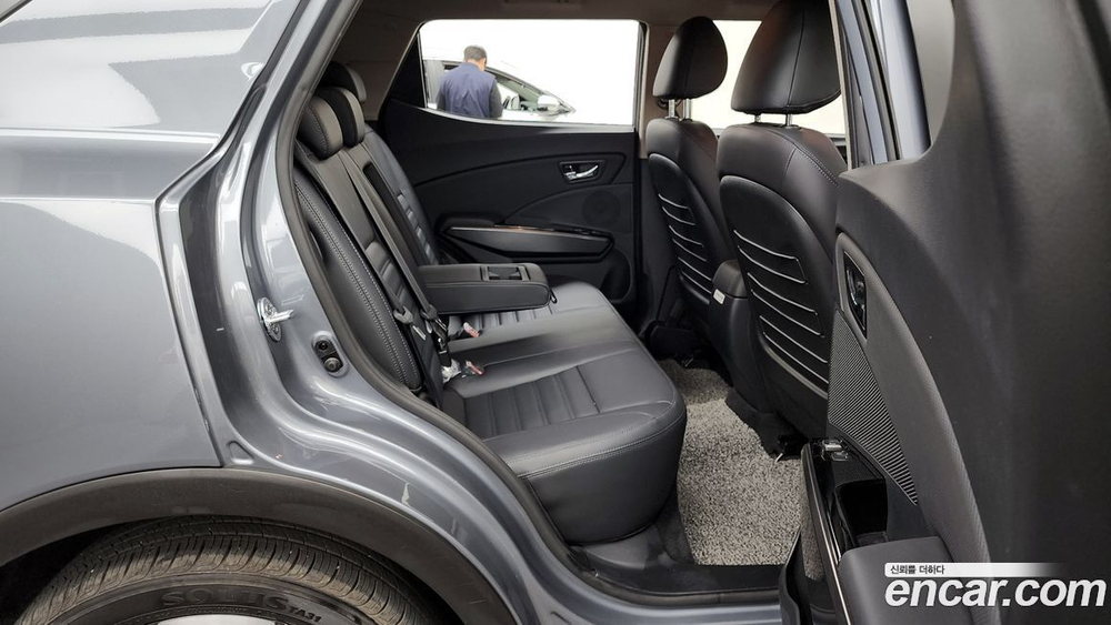 KG Mobility (Ssangyong) Tivoli Air 1.5 A3 2WD (10.2020)