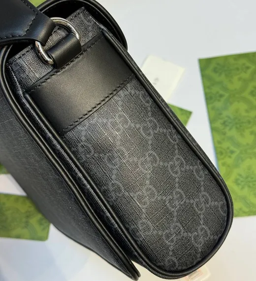 Сумка-мессенджер GUCCI GG Supreme