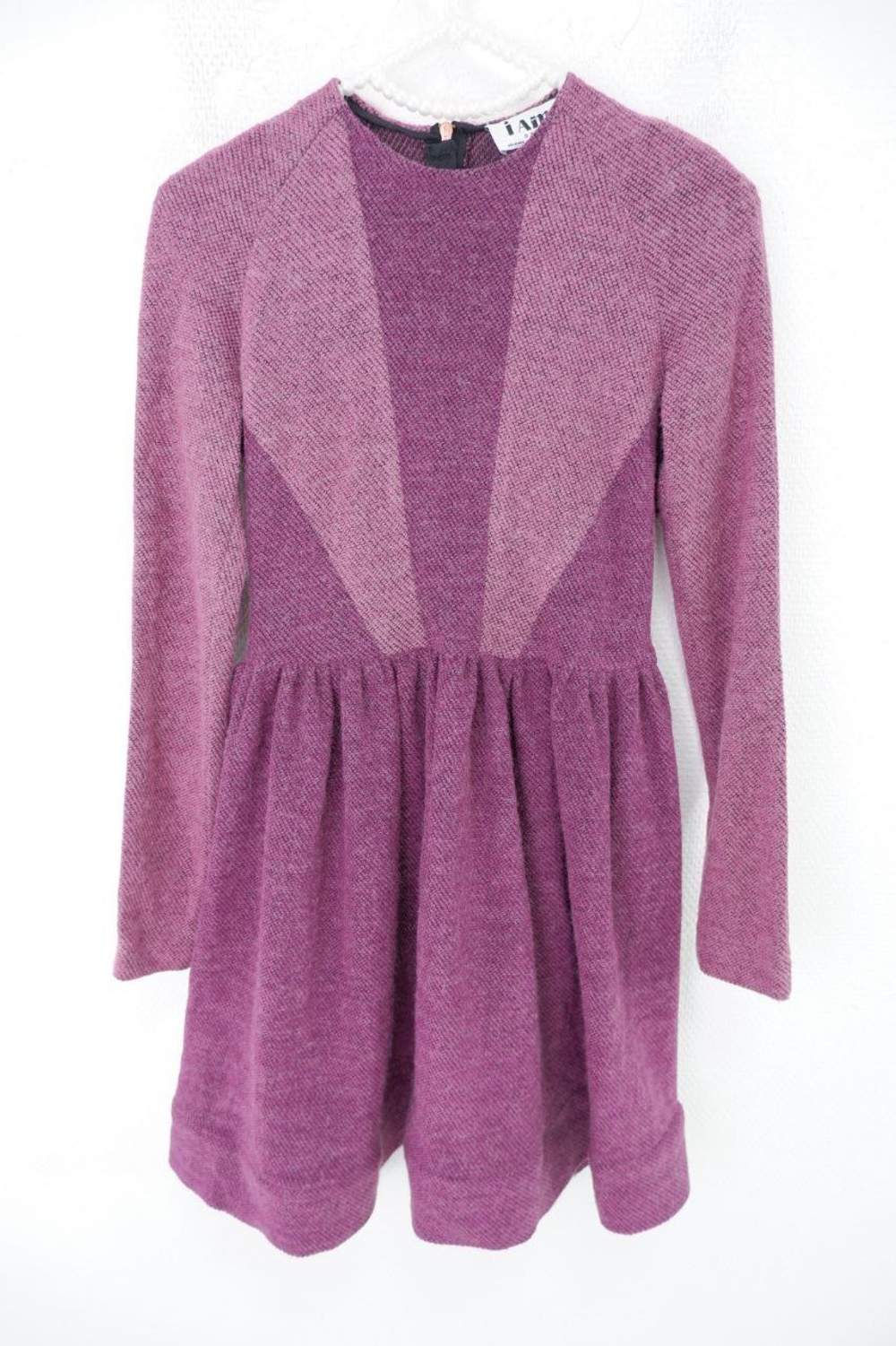 Платье I am One модное 42 размер