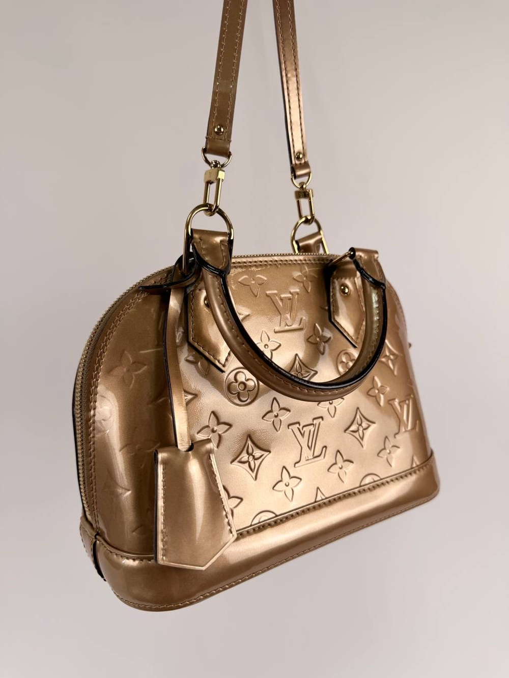 Сумка Louis Vuitton Monogram Vernis Alma BB