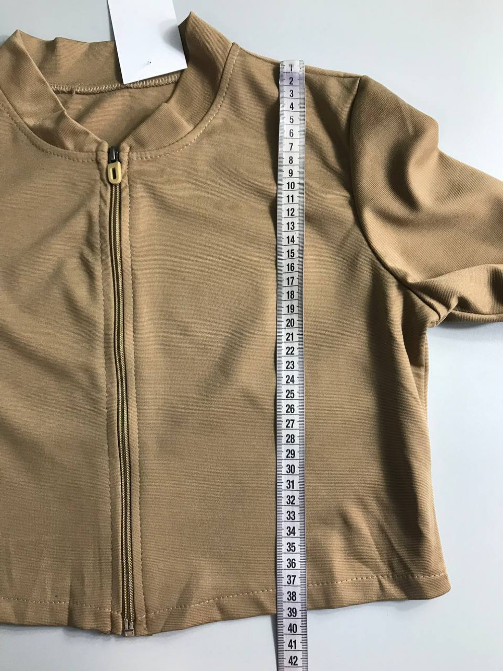 Куртка тонкая на молнии, визуально 44 размер