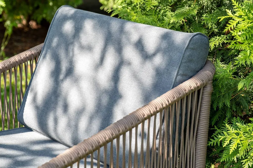 "Канны" лаунж-зона 4-местная из роупа со столом "Верона" (серый гранит), каркас алюминиевый коричневый, роуп коричневый