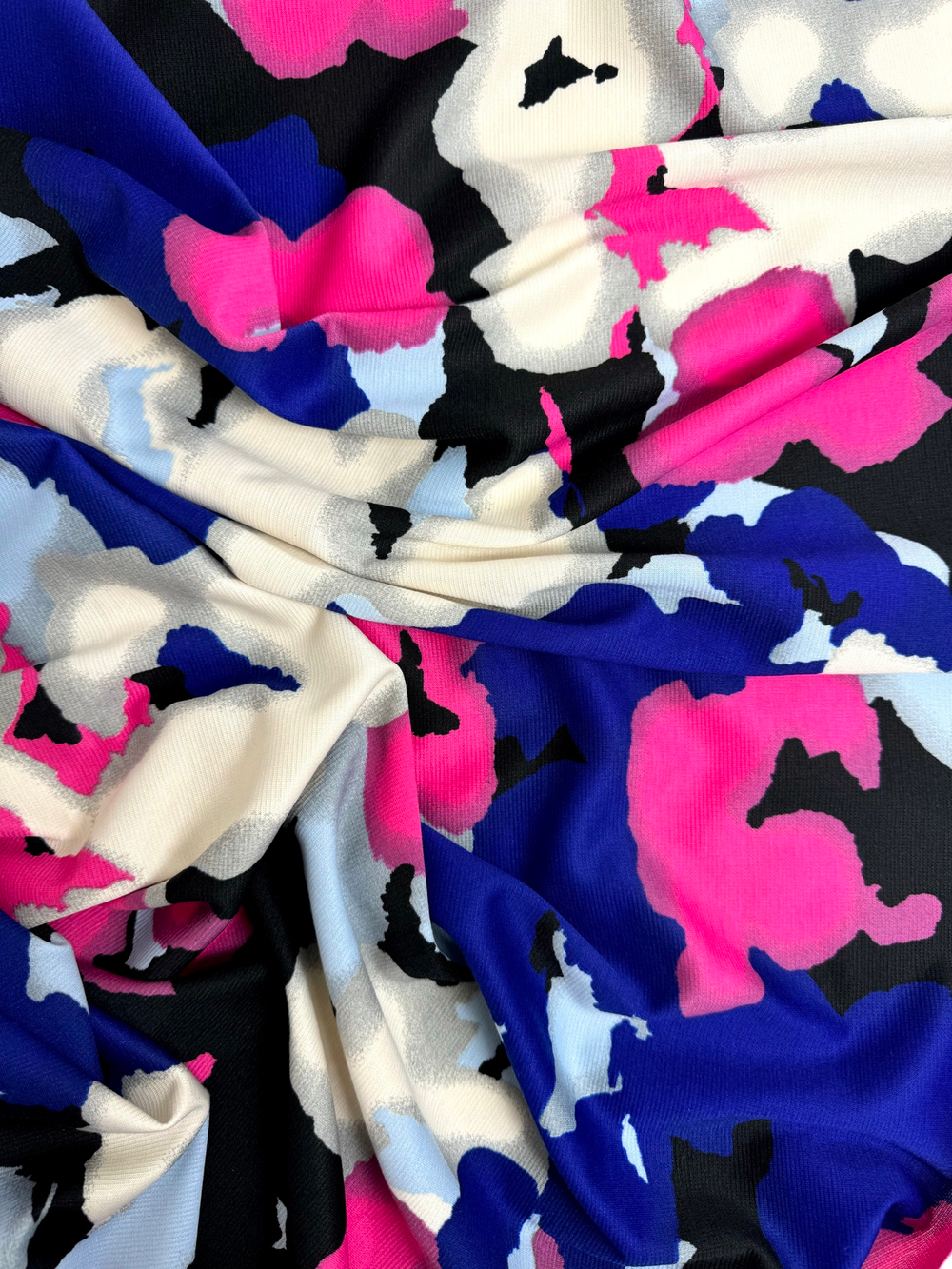 Трикотаж джерси принт абстракция, голубой/фуксия/черный