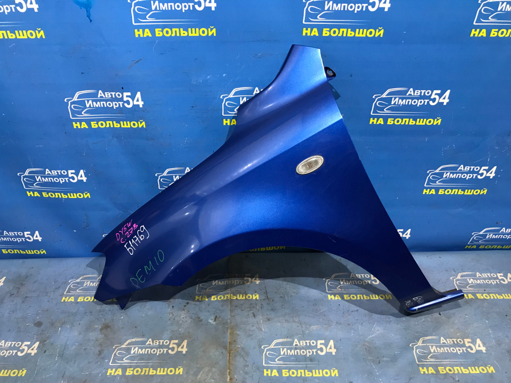 Крыло переднее левое MAZDA DEMIO 2002-2005