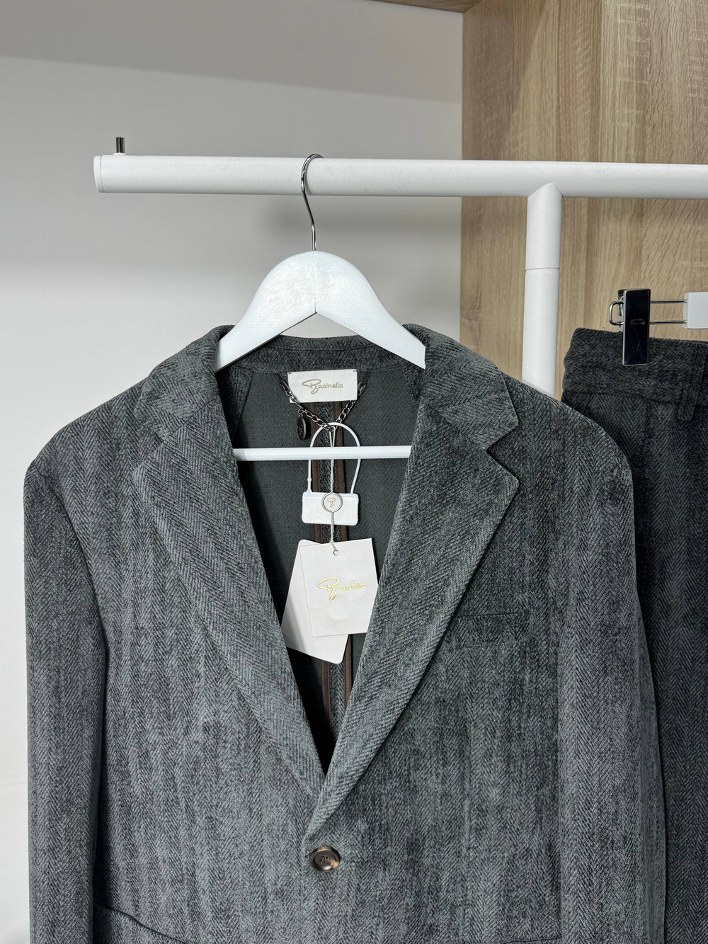 Вельветовый костюм Racinello