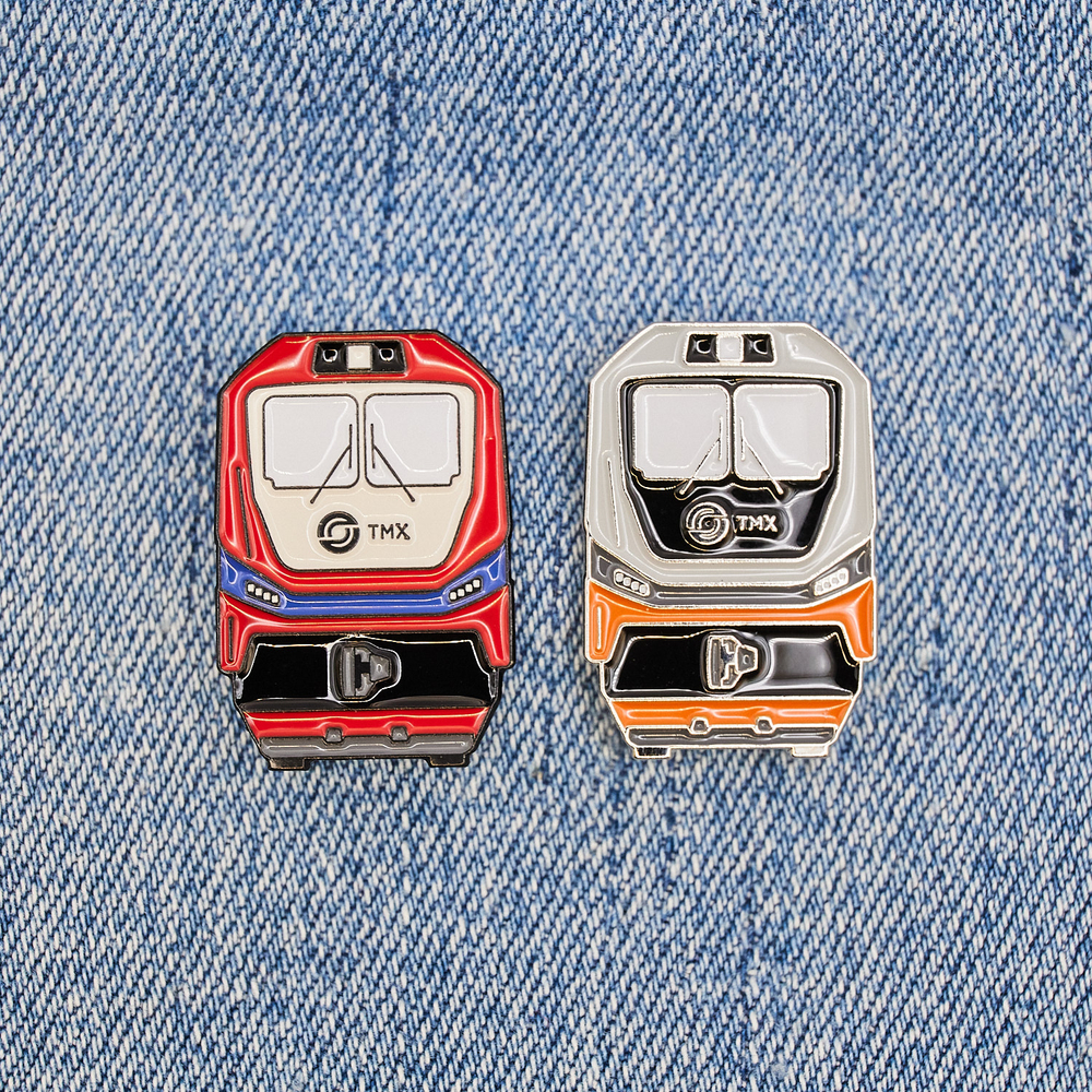 Значок тепловоз ТЭ26 сине-красный