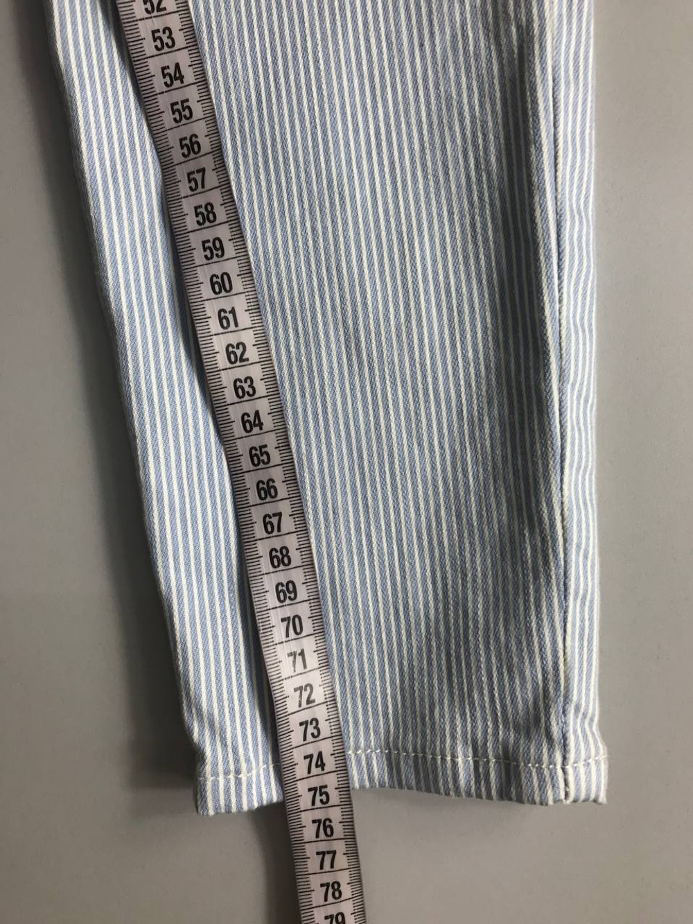 Брюки H&M в полоску, маркировка 38 eur, визуально на 44 размер
