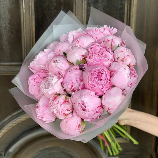 Букет из пионов "Floral Kiss"