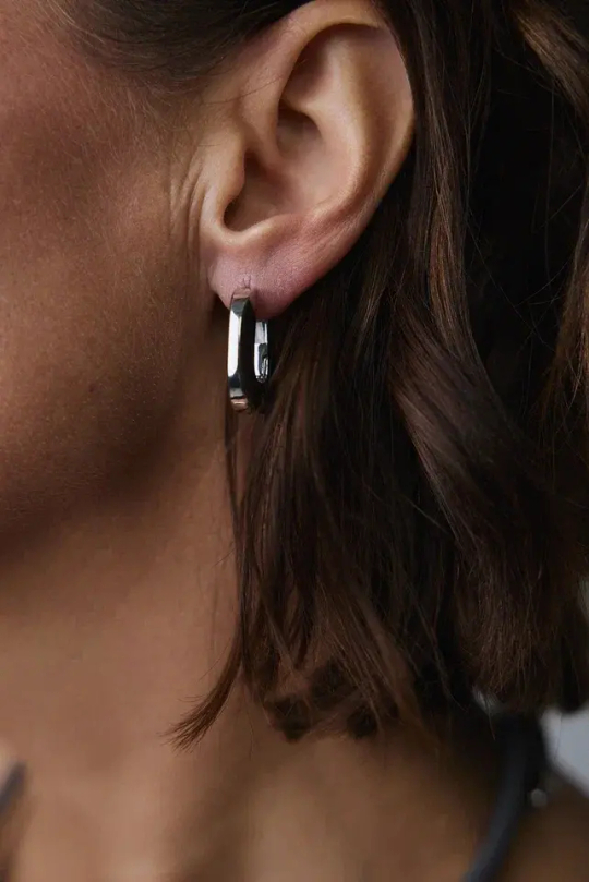 Серьги овальные кольца на скобе, оттенок серебро