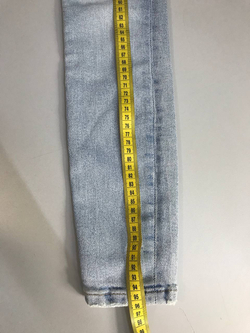 Джинсы Zara модного цвета, маркировка 32, визуально 38 размер