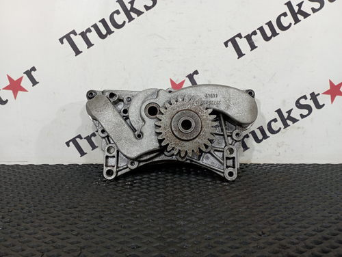 Насос масляный