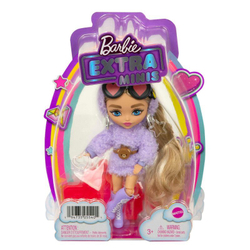 Barbie Extra Minis - Маленькая модная куколка в фиолетовом меху с капюшоном HGP66