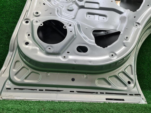 Дверь задняя правая Hongqi HS5 (2019-н.в.)