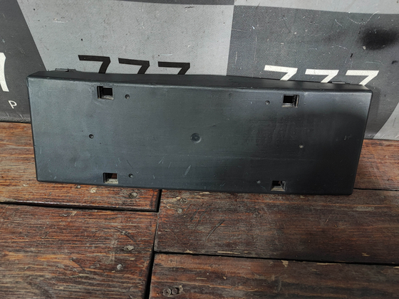 Площадка гос. номера Chery Tiggo 8 Pro Max 22-нв Б/У Оригинал 602001972AA