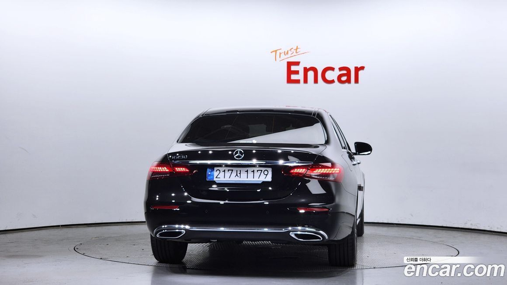 Mercedes-Benz E-Class W213 E250 Avangarde (11.2023)