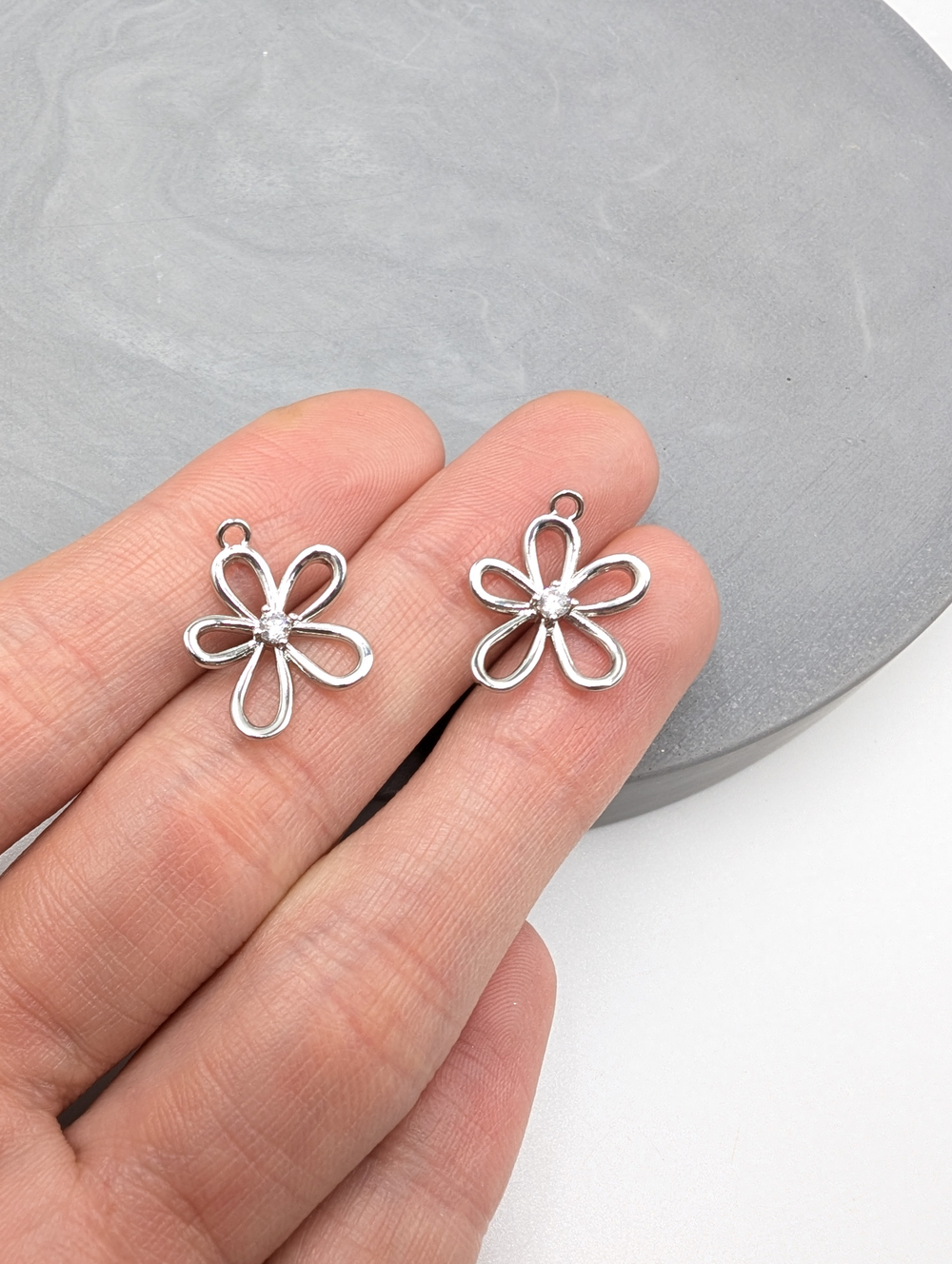 Подвеска цветок 14.5*16.5мм