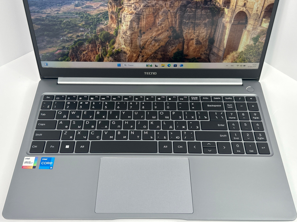 Ноутбук Tecno MEGABOOK T1 (4894947001451) 15.6"/Intel i5-1155G7/RAM 16 GB/SSD 512 GB/Intel Iris Xe graphics/1920x1080/IPS/Windows 11/Подсветка кл-ры: LED/Серый космос Состояние: B1