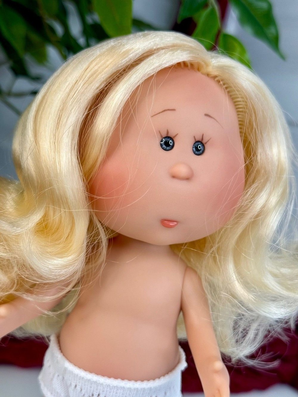 Кукла Nines виниловая 23см Little Mia без одежды (3199W12A2)