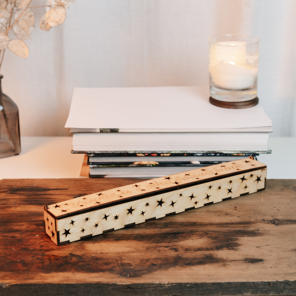 Деревянный  подарочный короб для указки 400 мм. PK11