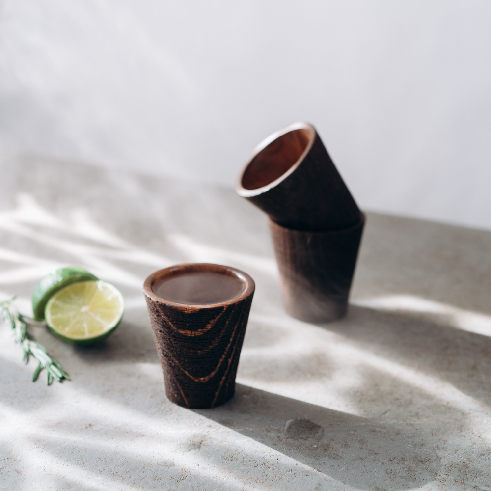 Набор текстурированных рюмок (стопок) из дерева сибирская сосна RN4