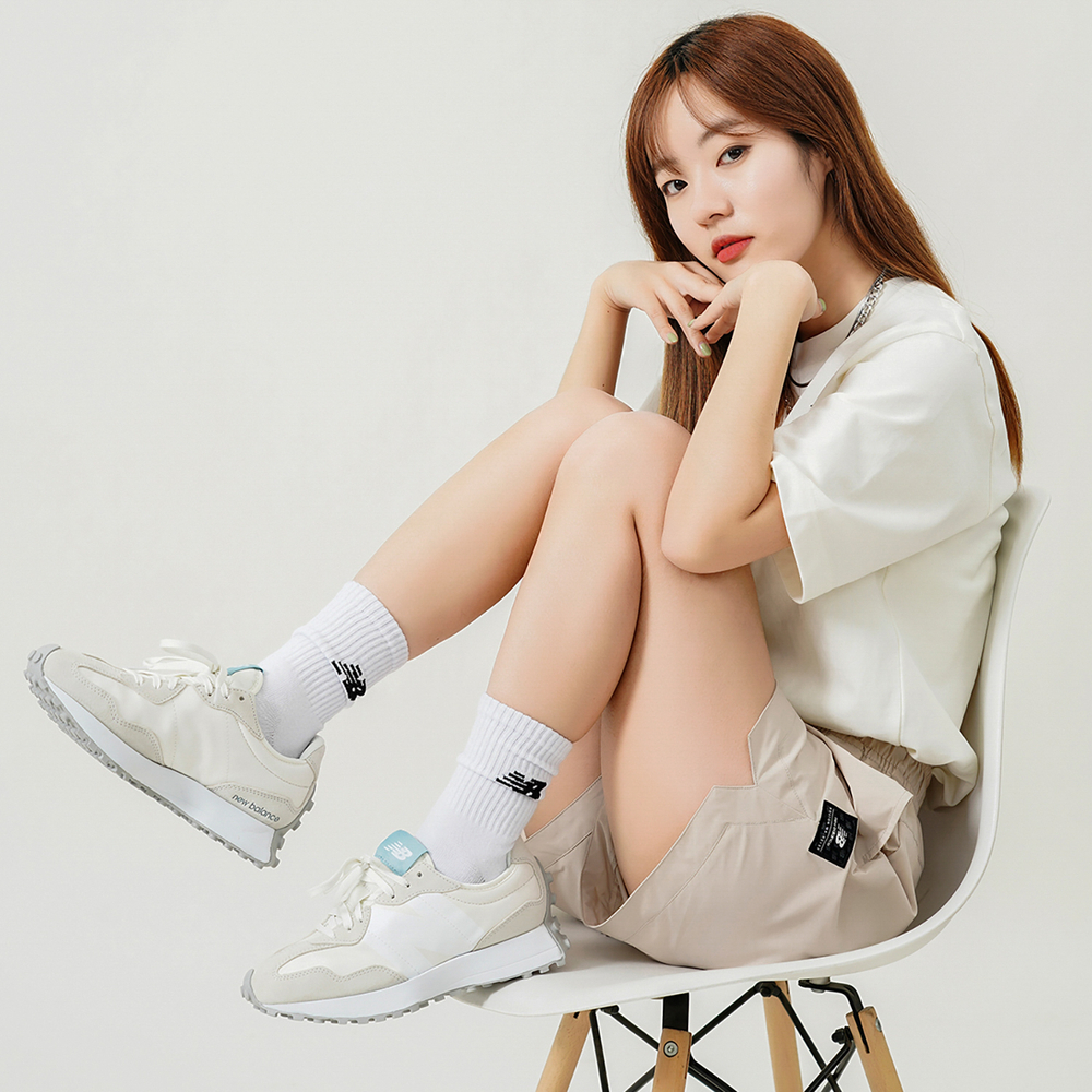 Кроссовки New Balance Nb 327 (Женская размерная сетка)