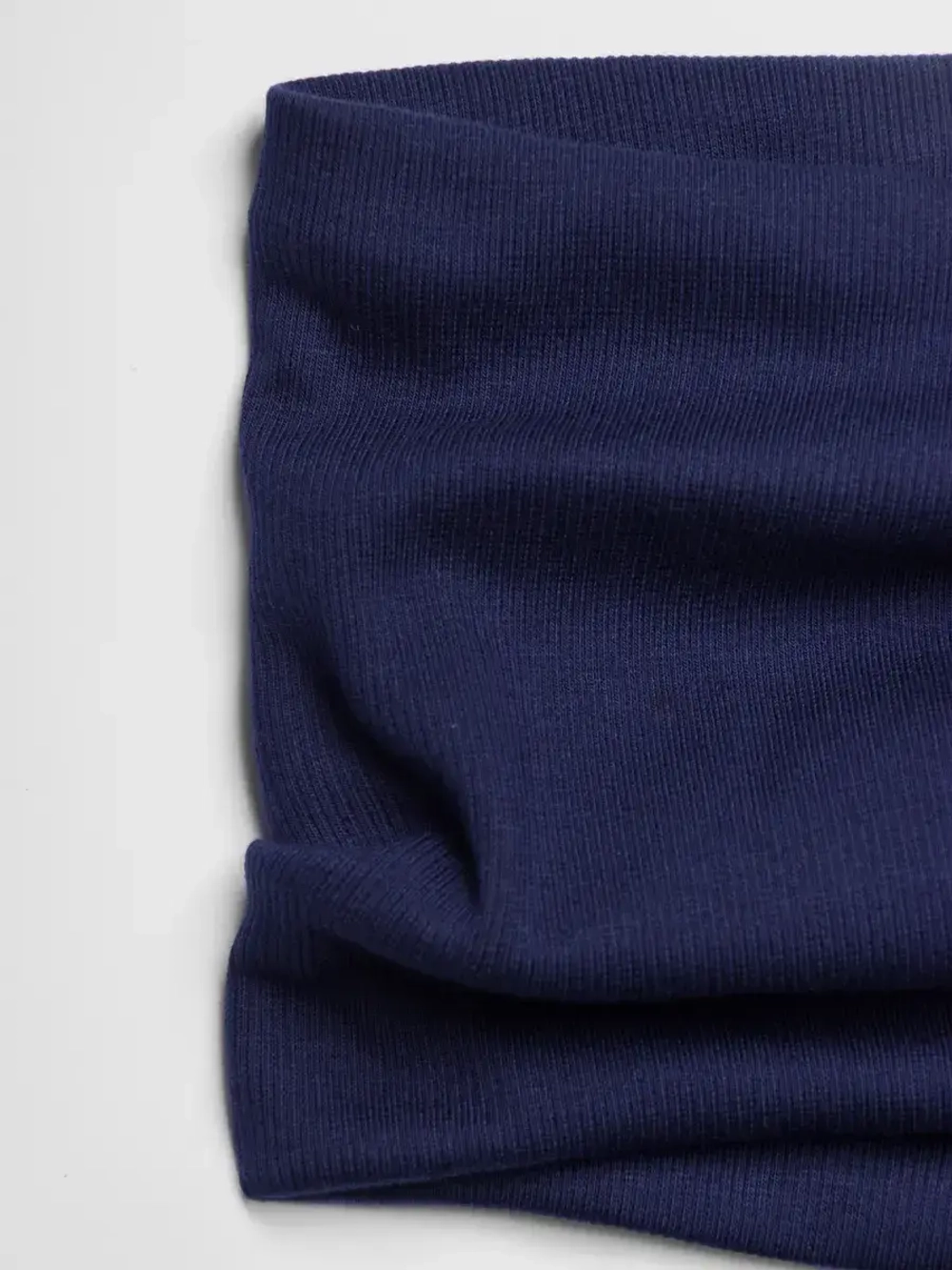 Шапка для мальчика осенняя со снудом