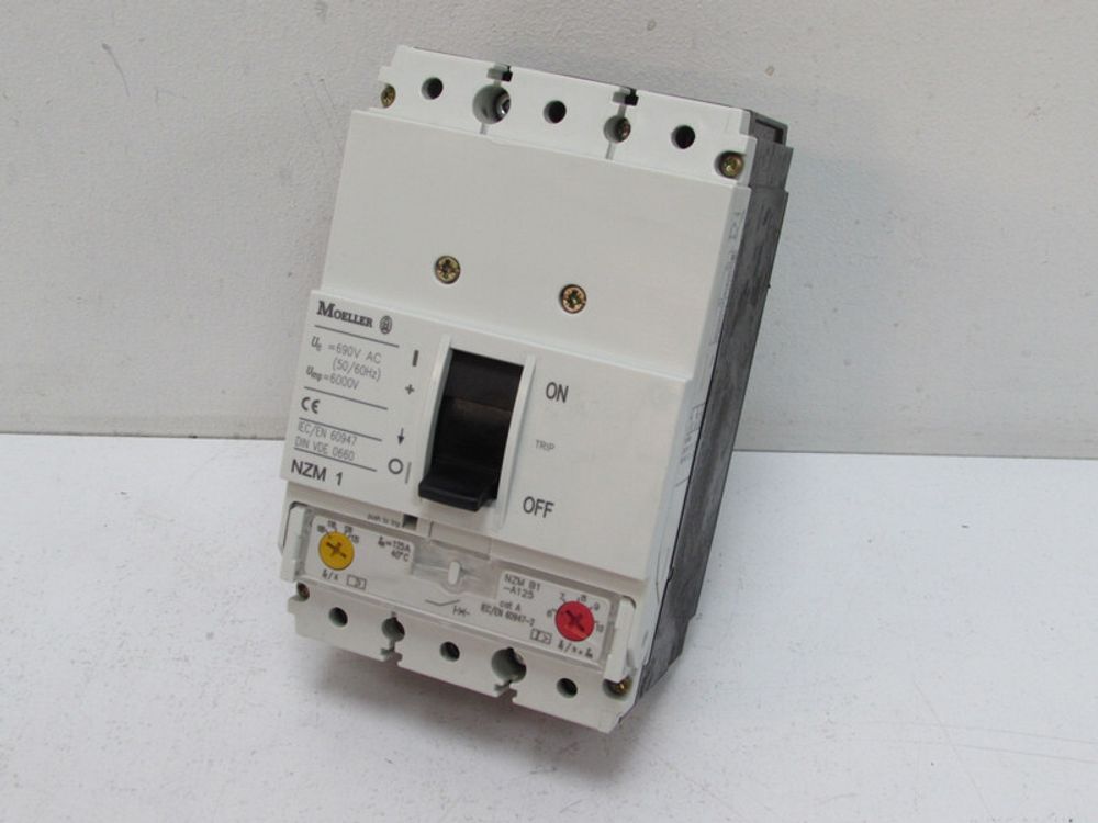 MOELLER NZM1