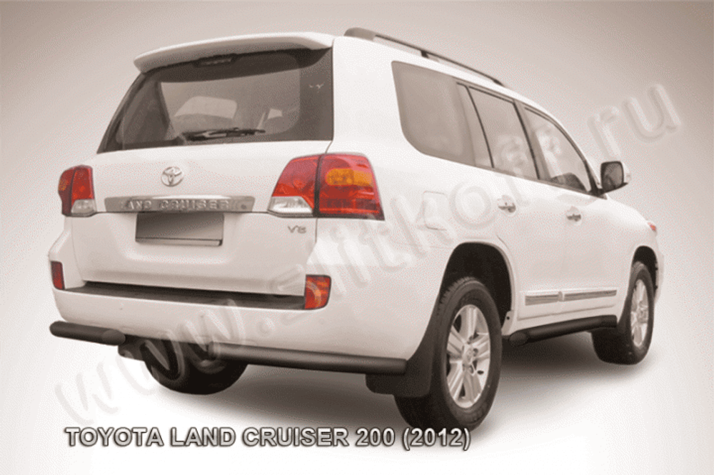 Защита заднего бампера Toyota Land Cruiser 200 (2012-2015) d76 уголки серебристая