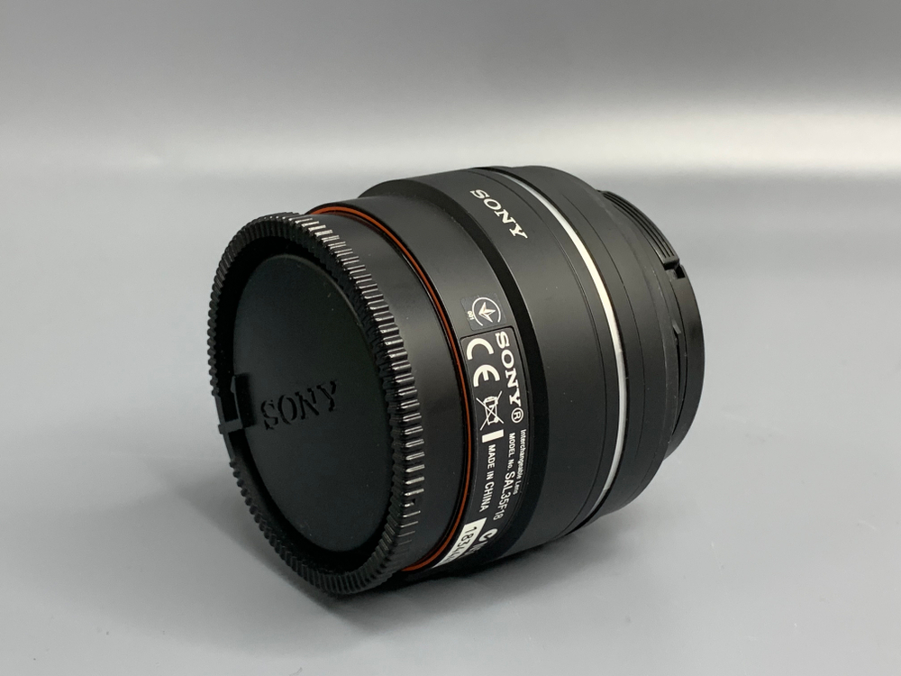 Sony DT 35mm 1.8 SAM SAL-35F18