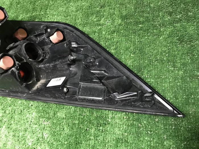 Фонарь левый внешний Toyota RAV4 5 XA50 (18-нв)