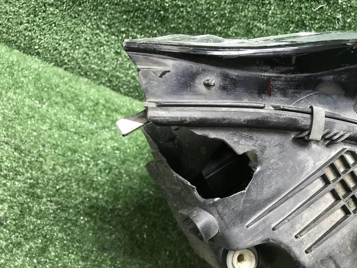 Битая Фара левая BMW X5 G05 (2018-2023) LED