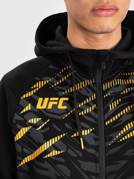 Толстовка UFC Fusion by Venum Replica Black/Gold
