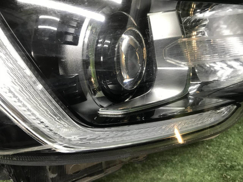 Фара правая Subaru Forester 5 SK (18-21) LED