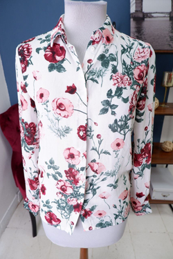 Блузка Incity с цветами 40 размер