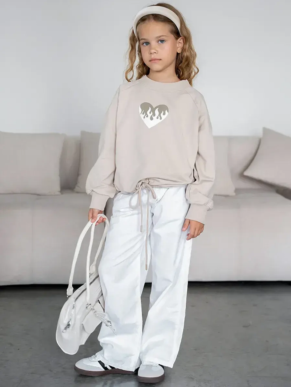 Свитшот для девочки осенний с завязками