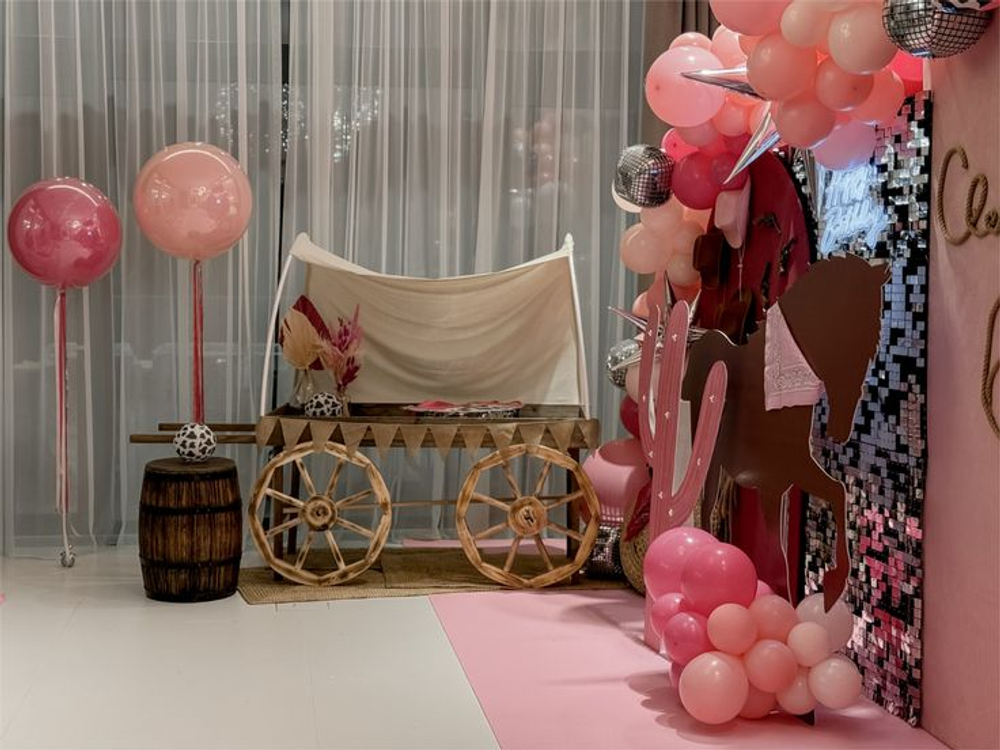 Ковбойская телега с крышей в аренду