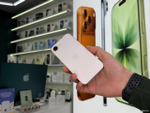 iPhone 16e, 256 ГБ, SIM + eSIM б/у