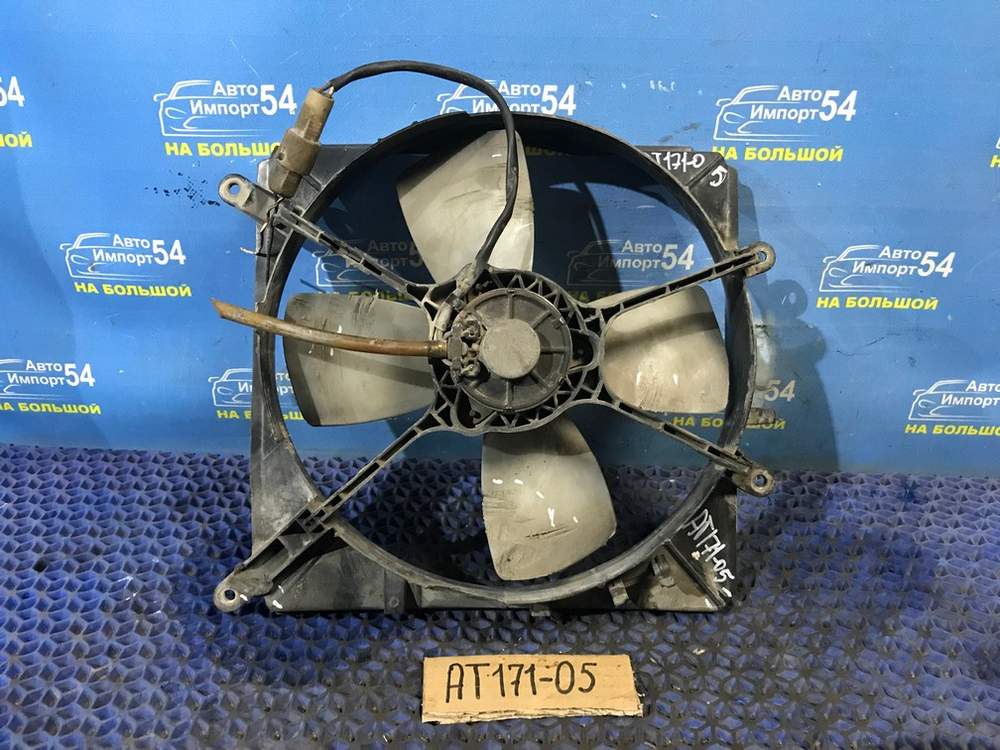 Диффузор радиатора двигателя TOYOTA CARINA 1990