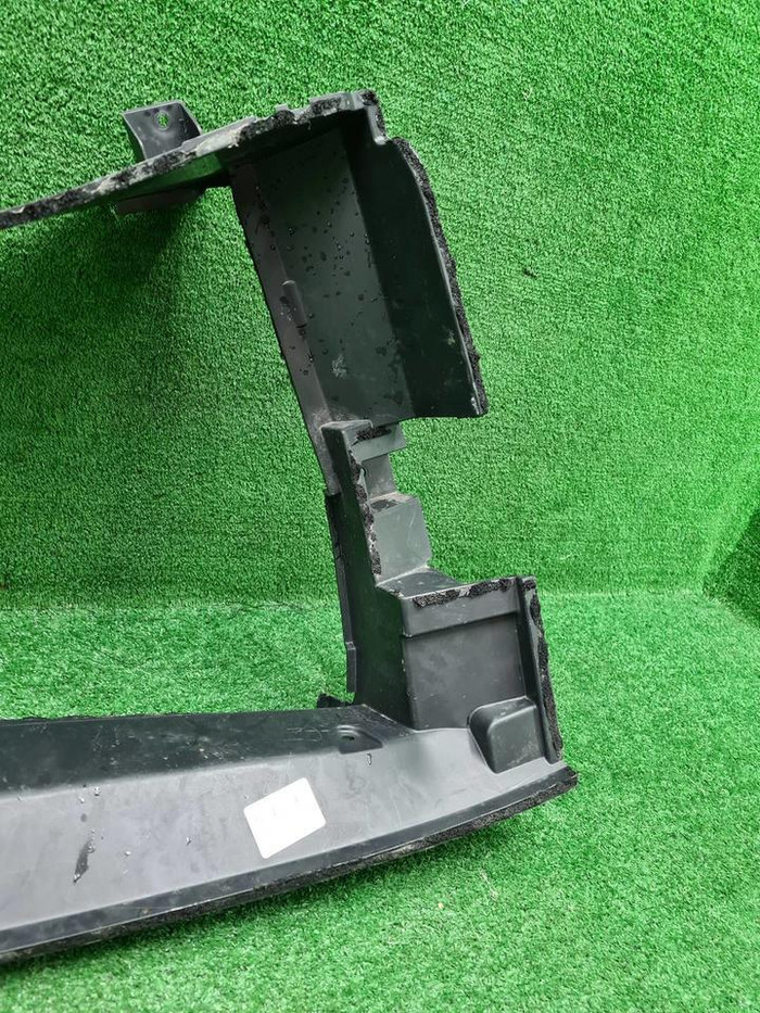 Дефлектор радиатора Voyah Dream (2021-н.в.)