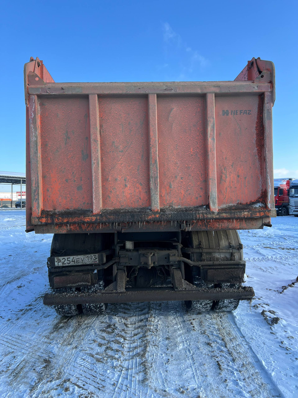 КамАЗ 6520 6x4 Самосвал 6520-3026041-53 (Дизельный, 11,8 л, 400 л.с., МТ)