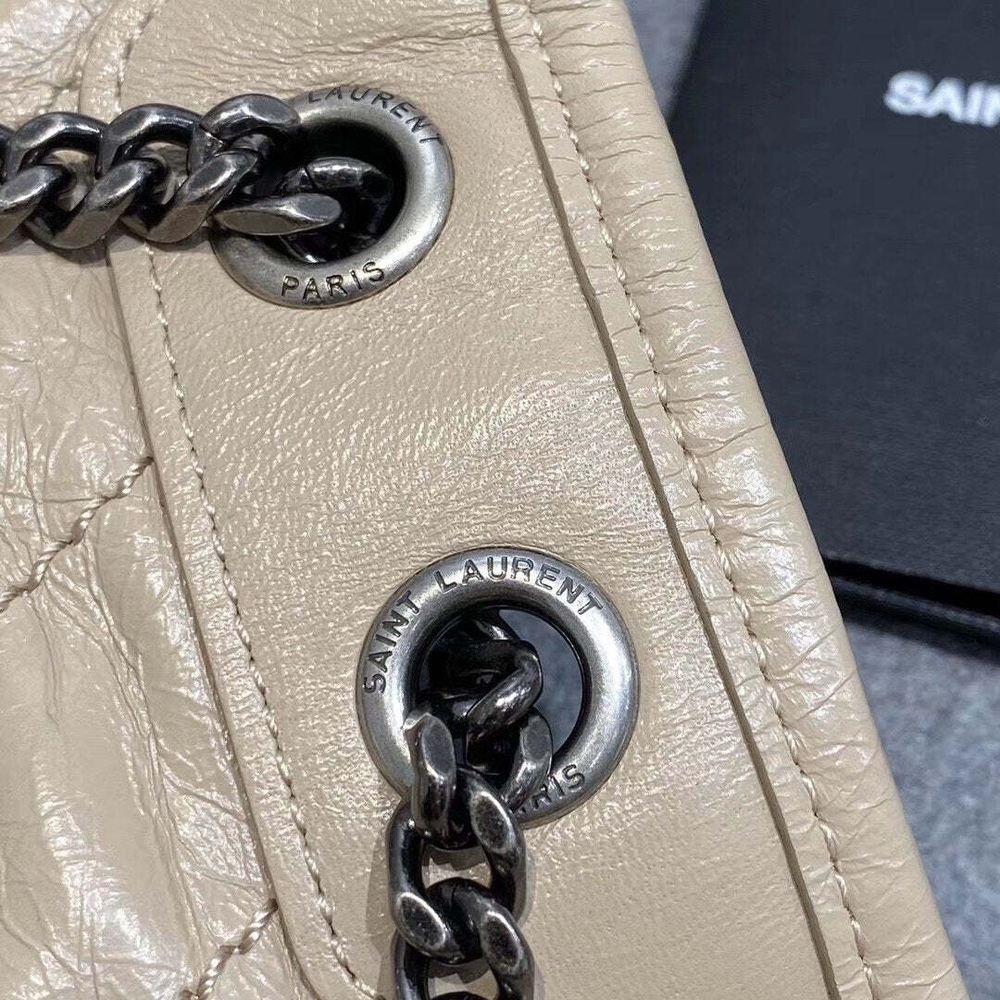 Yves Saint Laurent Niki 22 cm
