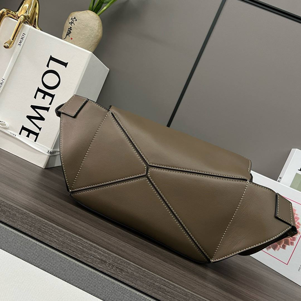 Поясная сумка Loewe